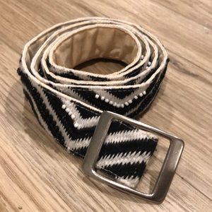 Vintage Black + White Zig Zag Beaded Belt